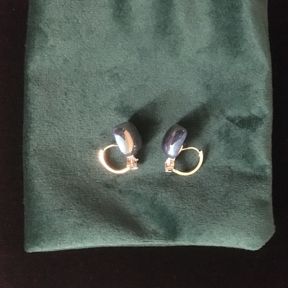 Pretty Earring - Picture 4 of 4